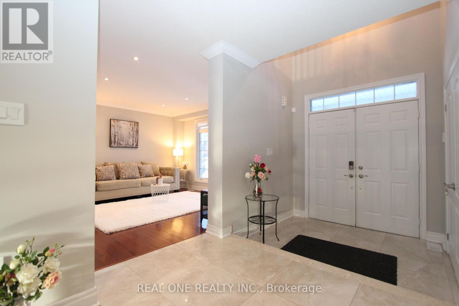 2 Delisle Street, Richmond Hill (Devonsleigh), Ontario  L4S 2R3 - Photo 3 - N12756256