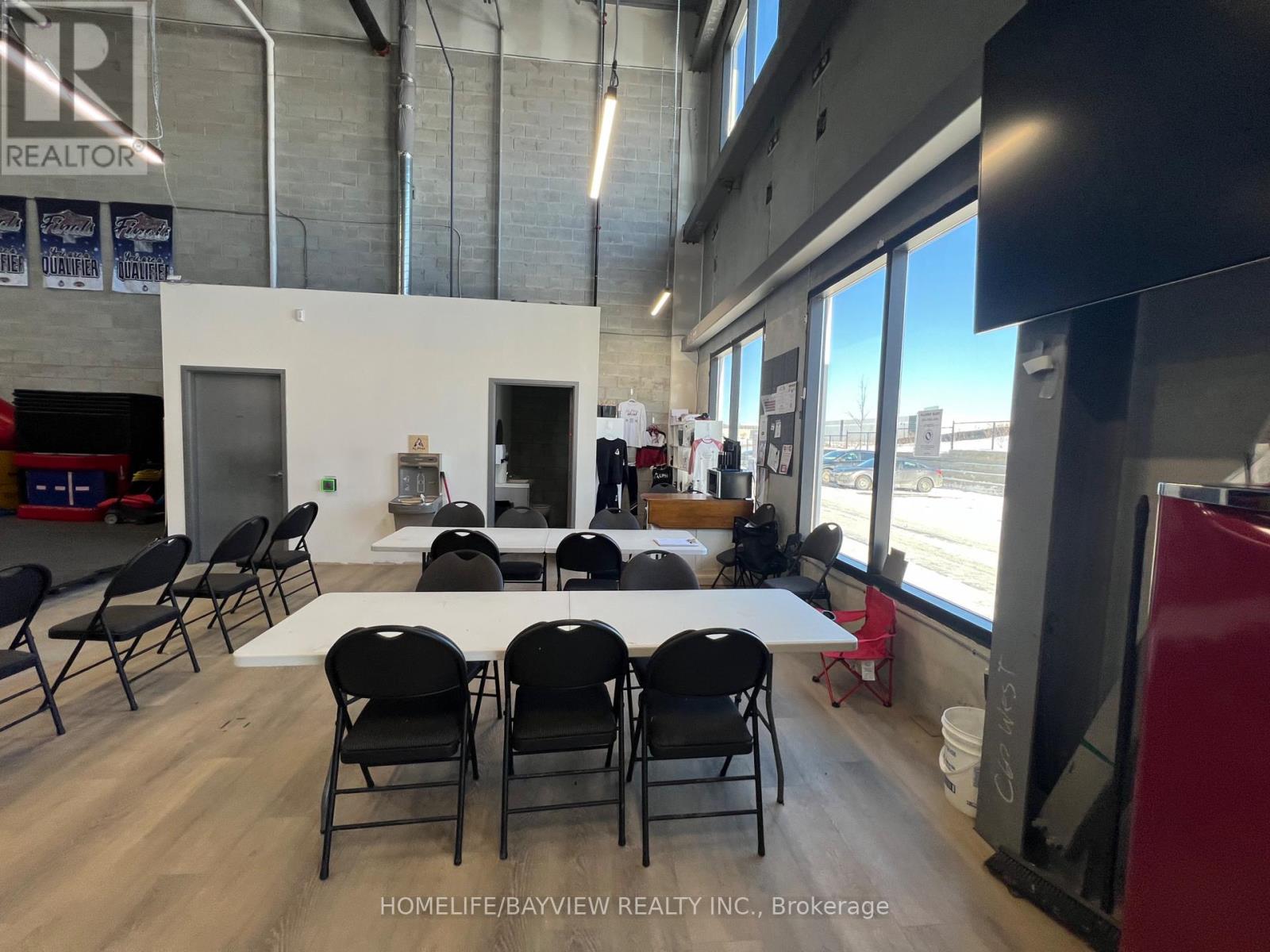 17 - 45 Eric T Smith Way, Aurora, Ontario  L4G 3Z8 - Photo 6 - N12756388