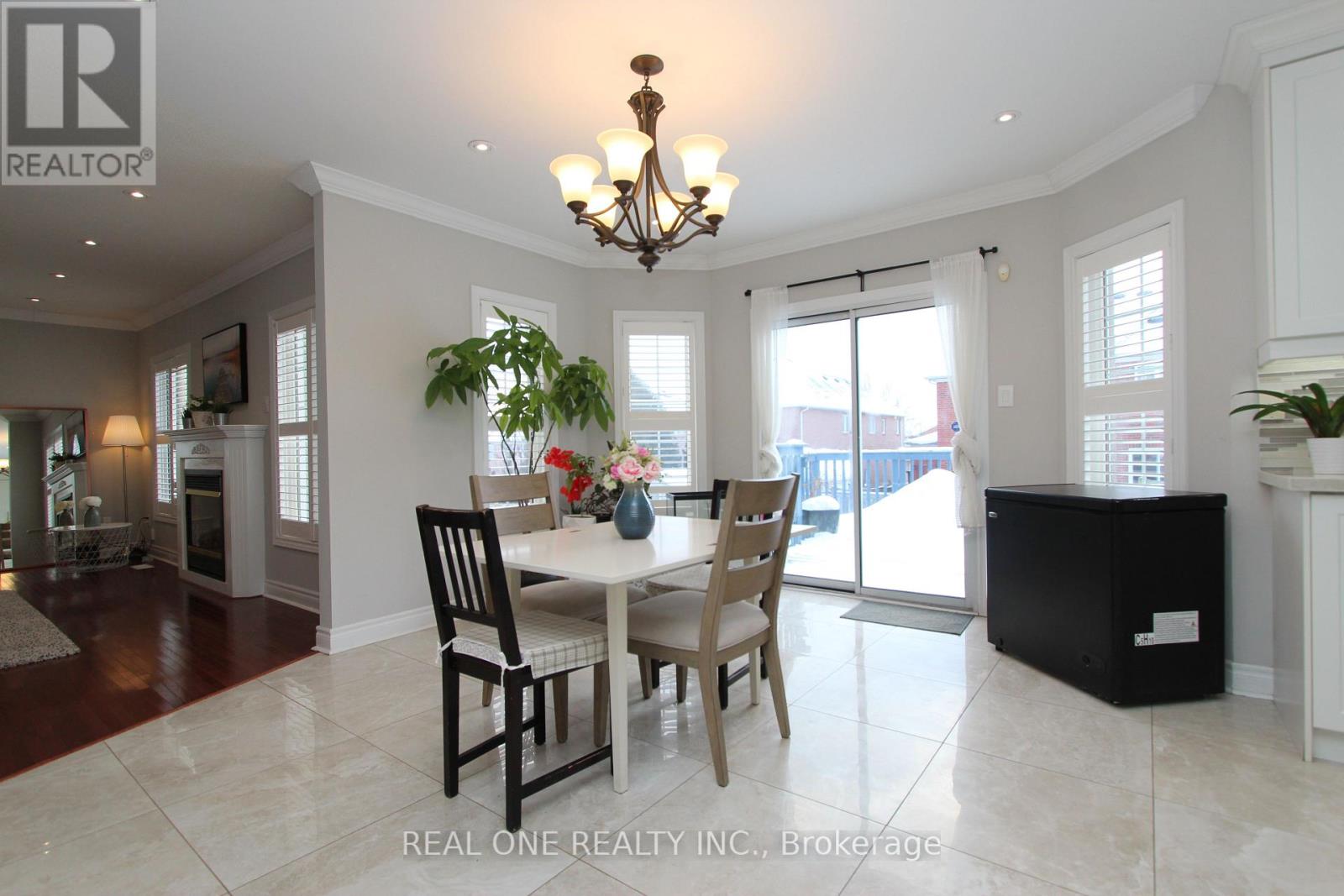 2 Delisle Street, Richmond Hill (Devonsleigh), Ontario  L4S 2R3 - Photo 18 - N12756256