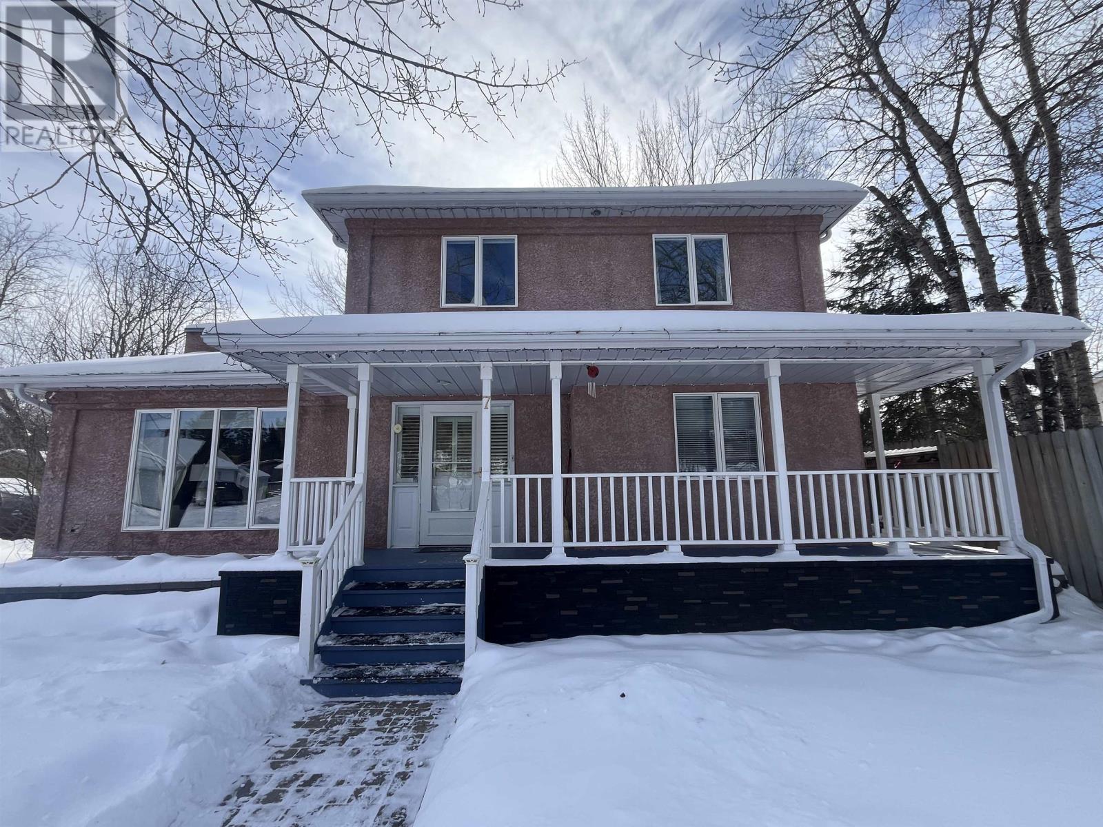 7 Gerald Street, Kenora, Ontario  P9N 3W8 - Photo 2 - TB2600160