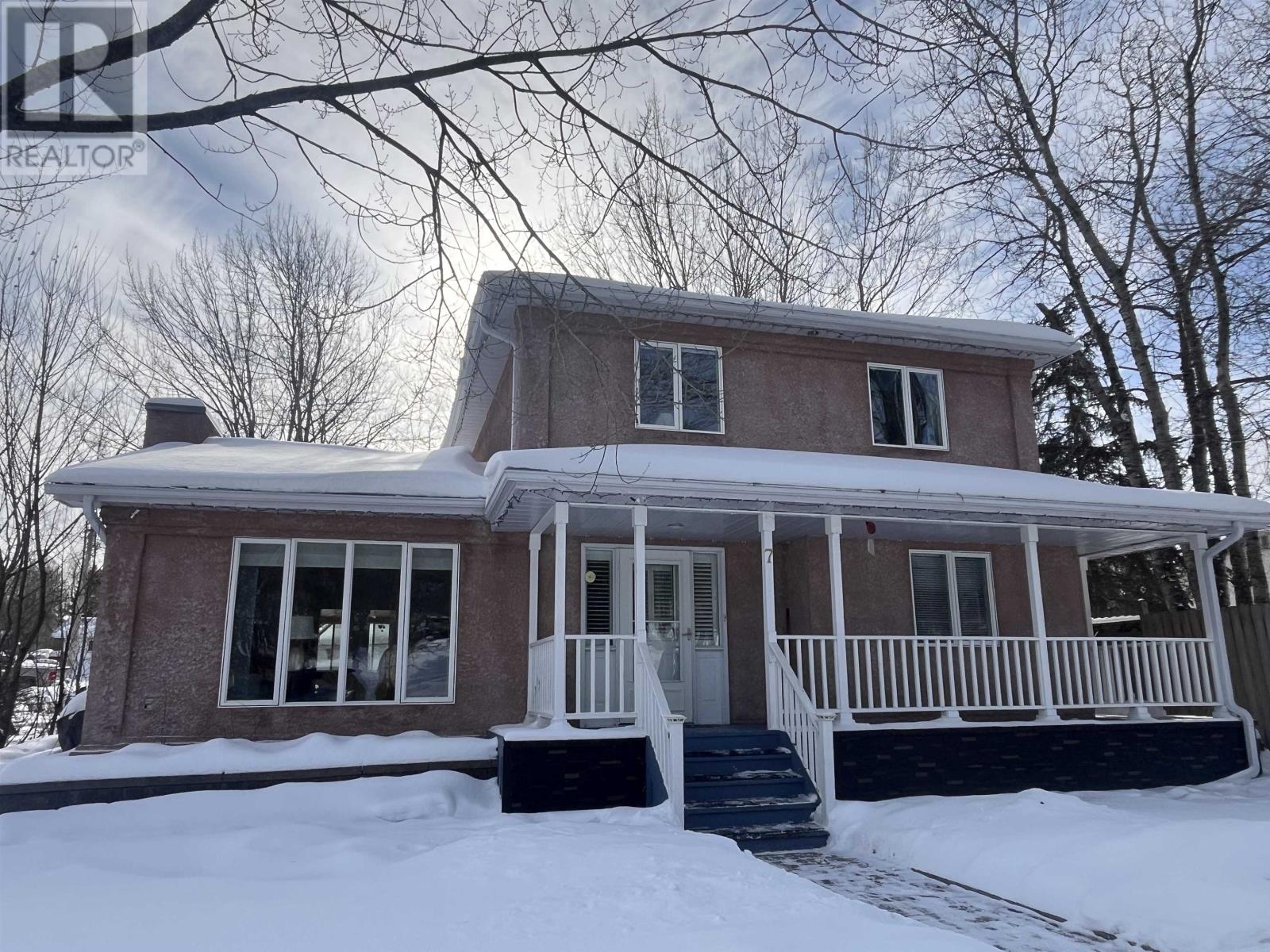 7 Gerald Street, Kenora, Ontario  P9N 3W8 - Photo 3 - TB2600160