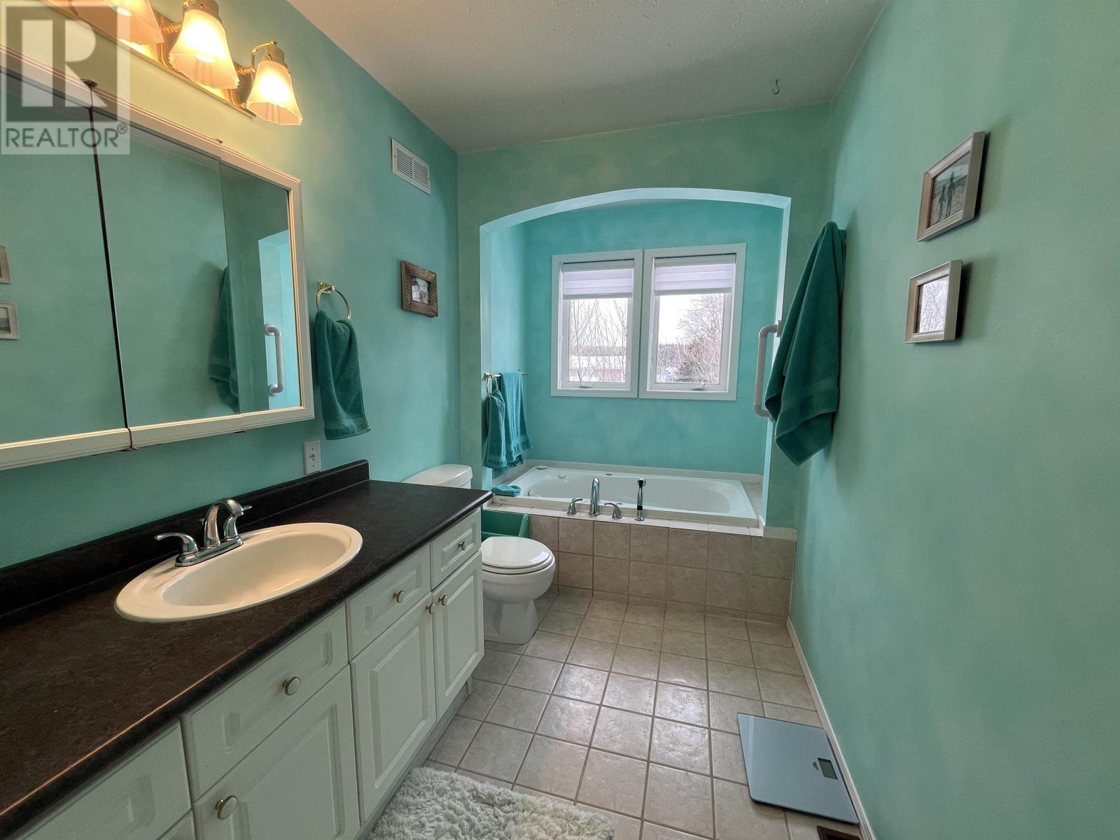 7 Gerald Street, Kenora, Ontario  P9N 3W8 - Photo 37 - TB2600160