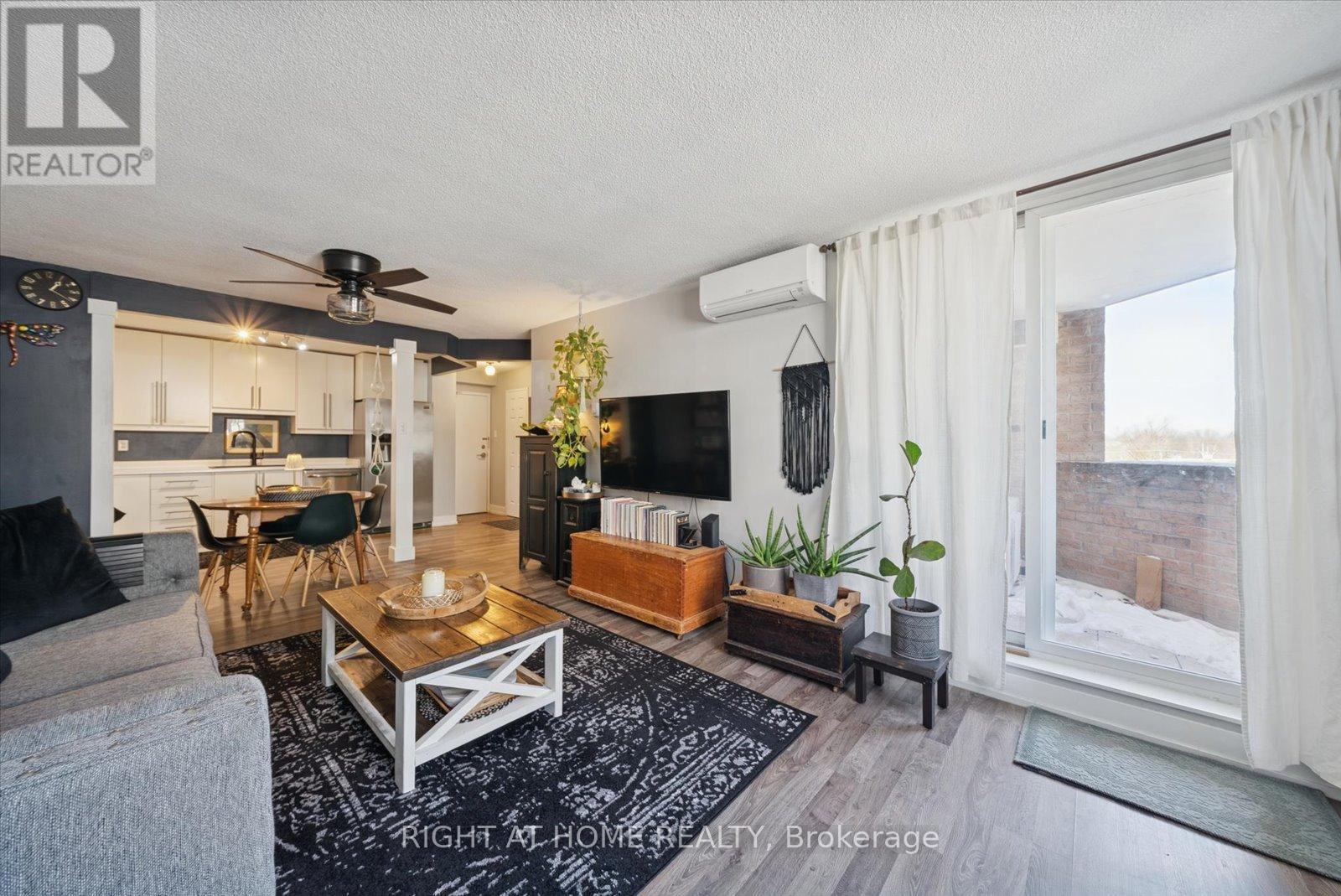 707 - 260 DAVIS DRIVE, newmarket (central newmarket), Ontario