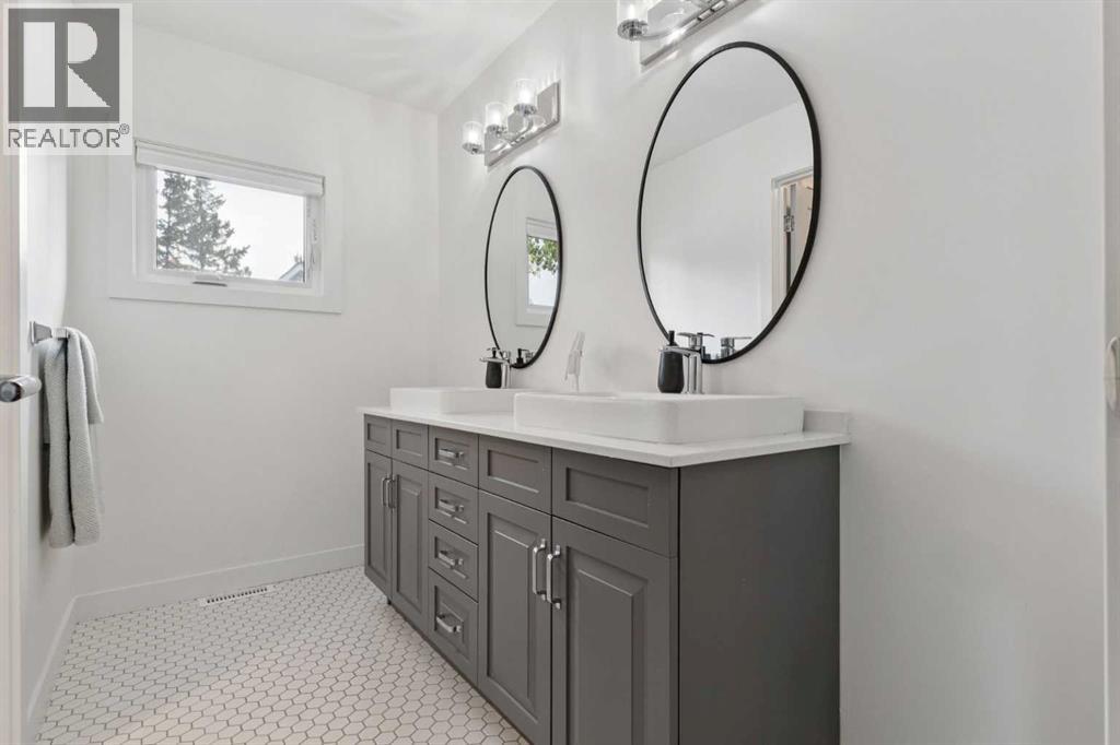 12215 Lake Erie Way Se, Calgary, Alberta  T2J 2L9 - Photo 29 - A2281763