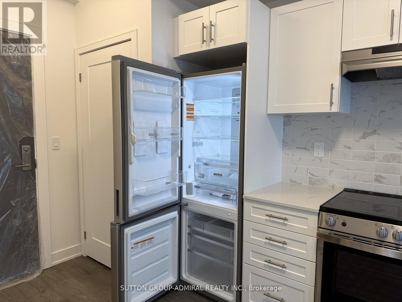 A1106 - 705 Davis Drive, Newmarket, Ontario  L3Y 2R2 - Photo 11 - N12756962