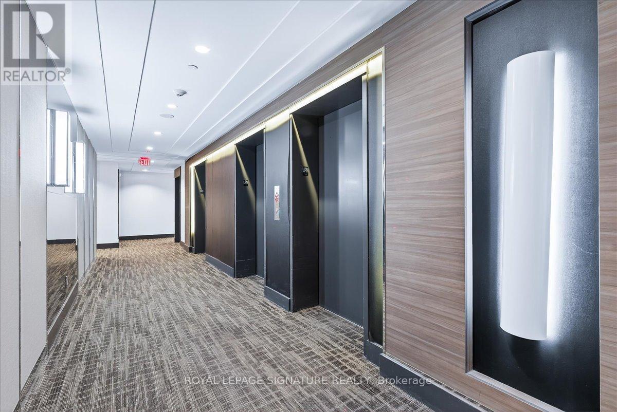 Lph06 - 9471 Yonge Street, Richmond Hill, Ontario  L4C 1V4 - Photo 3 - N12757028