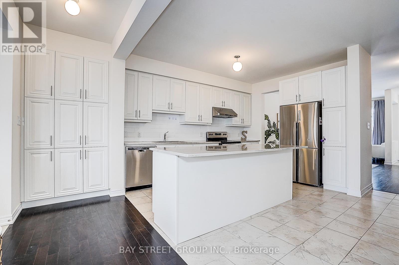 86 Autumn Glow Drive, Markham, Ontario  L6B 0P6 - Photo 17 - N12757116