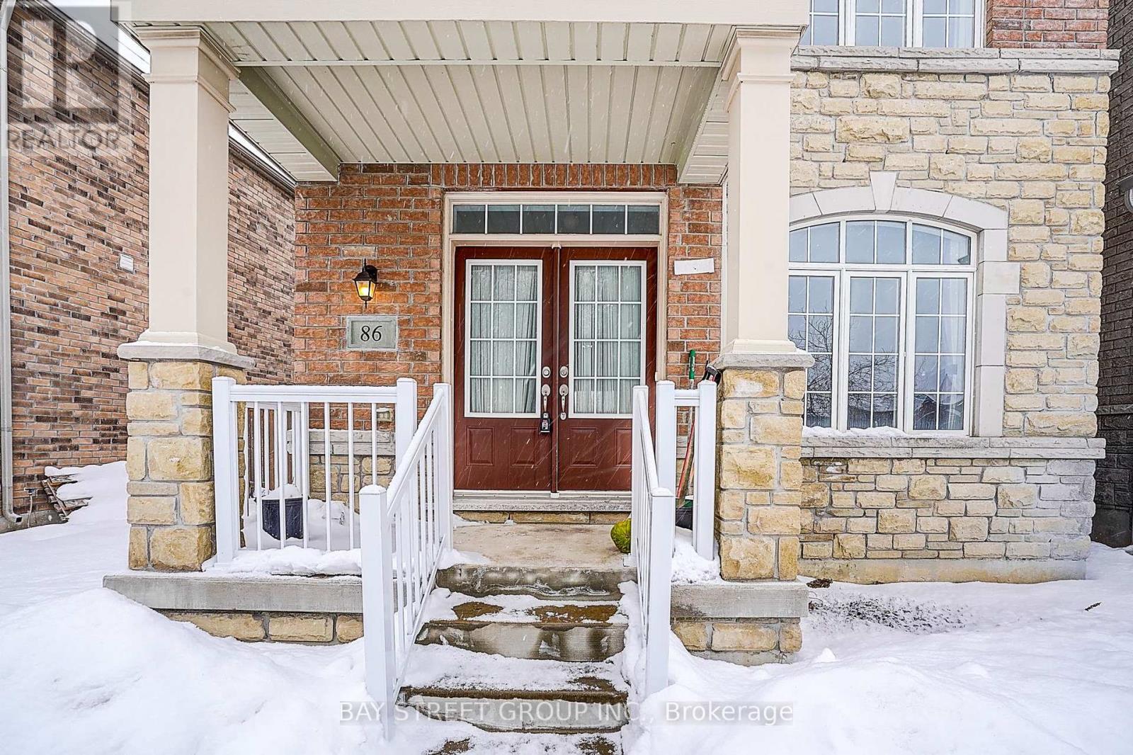 86 Autumn Glow Drive, Markham, Ontario  L6B 0P6 - Photo 4 - N12757116