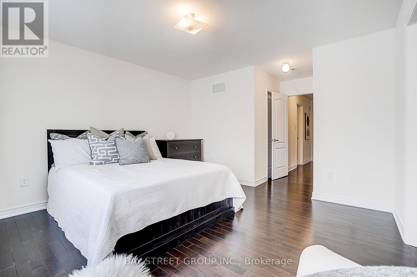 86 Autumn Glow Drive, Markham, Ontario  L6B 0P6 - Photo 34 - N12757116