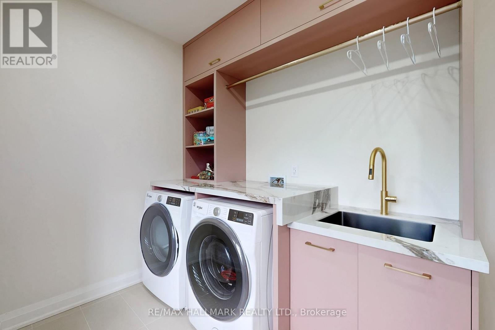 31 Naughton Drive, Richmond Hill (Westbrook), Ontario  L4C 4M6 - Photo 46 - N12757236