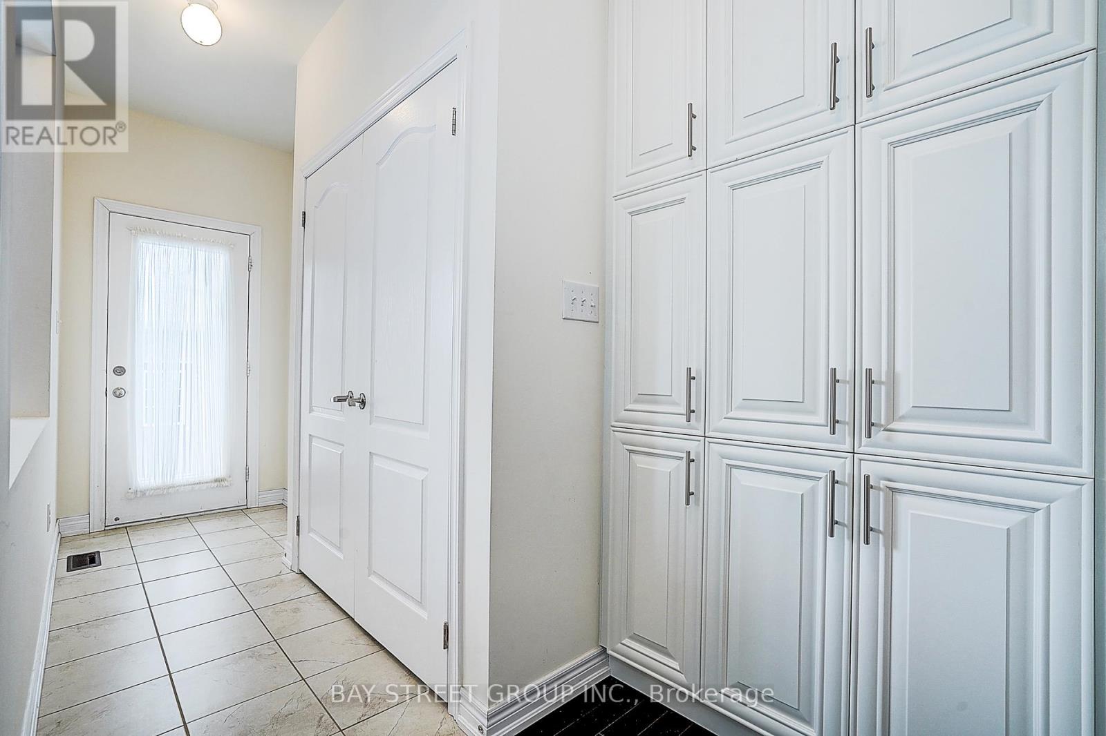 86 Autumn Glow Drive, Markham, Ontario  L6B 0P6 - Photo 22 - N12757116