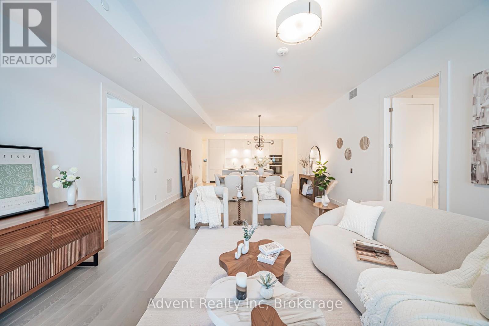 103 - 399 Royal Orchard Boulevard, Markham, Ontario  L3T 0H3 - Photo 2 - N12757346