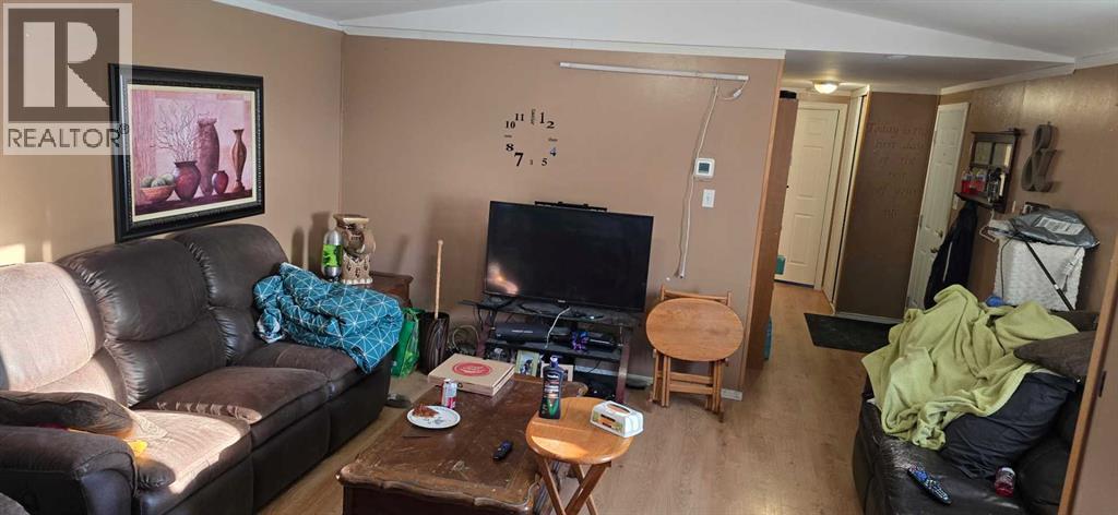 2 East Loop Joffre Trailer Crt., Joffre, Alberta  T4L 2N2 - Photo 8 - A2272324