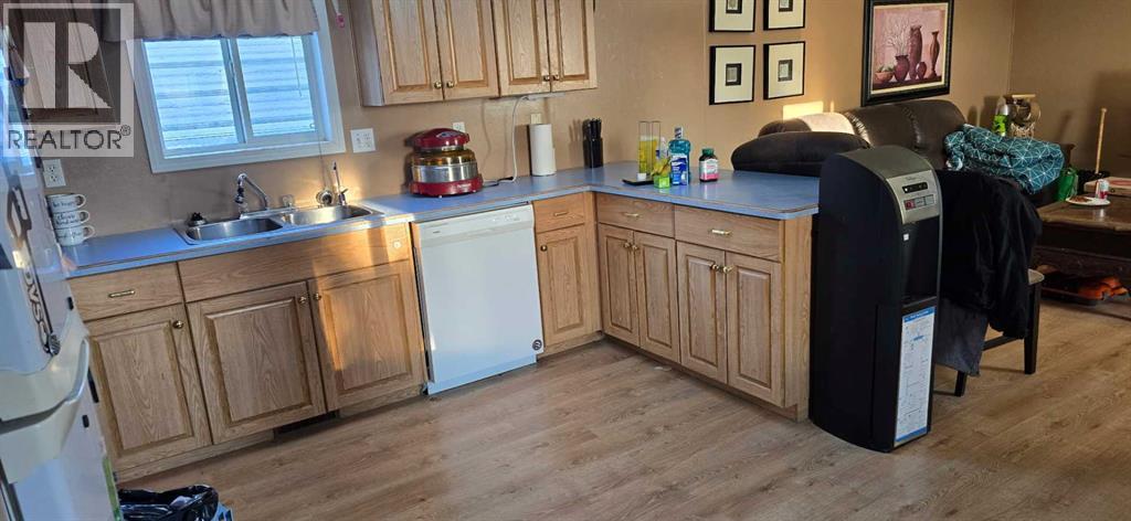 2 East Loop Joffre Trailer Crt., Joffre, Alberta  T4L 2N2 - Photo 11 - A2272324