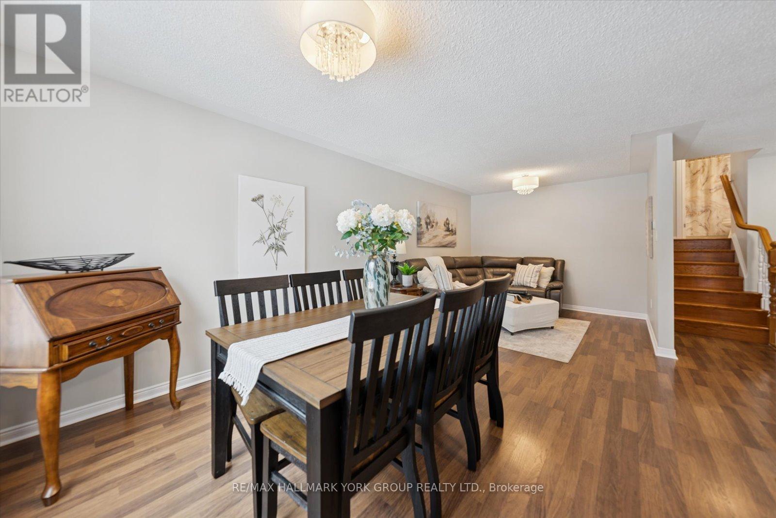 527 Cody Crescent, Newmarket, Ontario  L3Y 5L9 - Photo 10 - N12757364