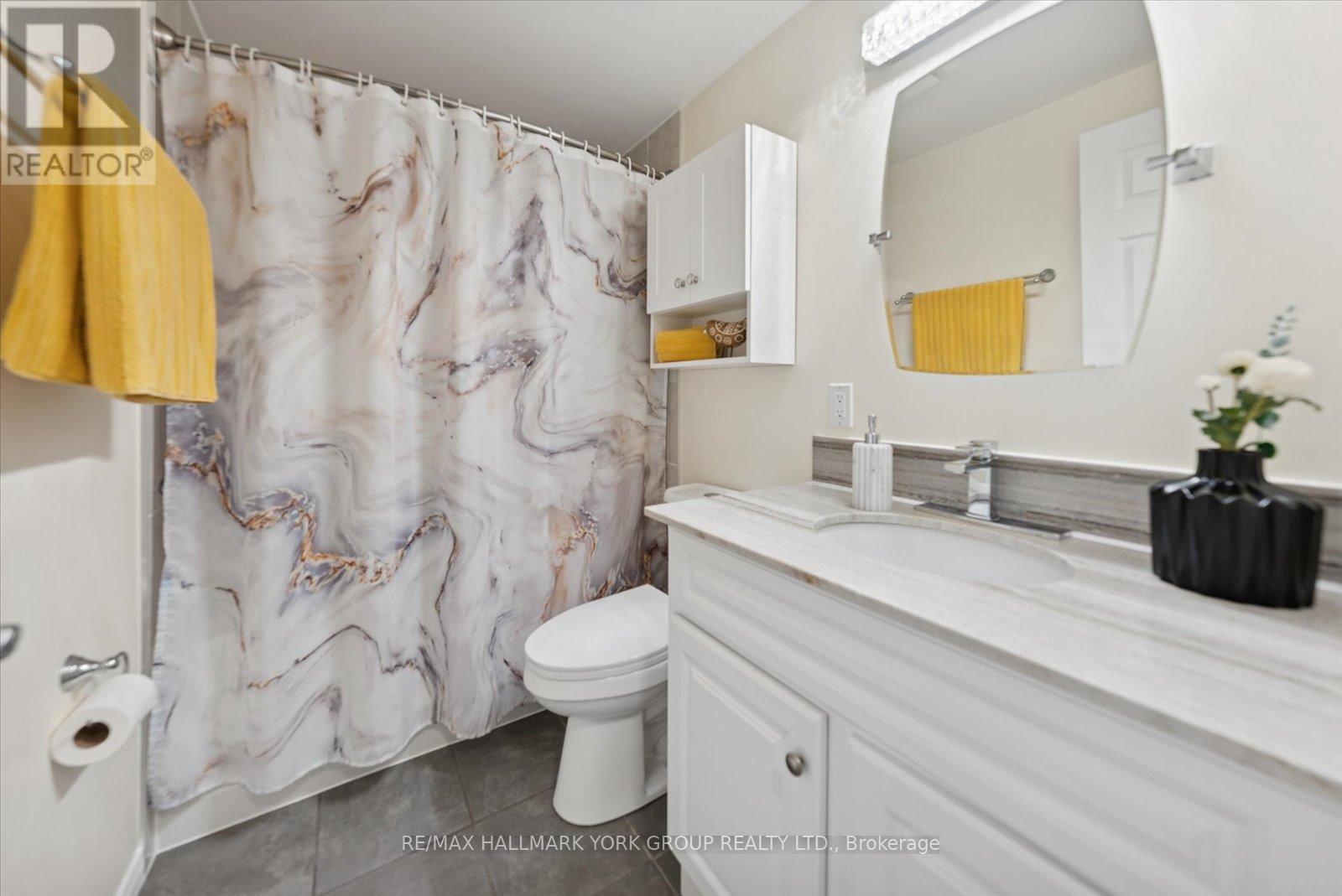 527 Cody Crescent, Newmarket, Ontario  L3Y 5L9 - Photo 19 - N12757364