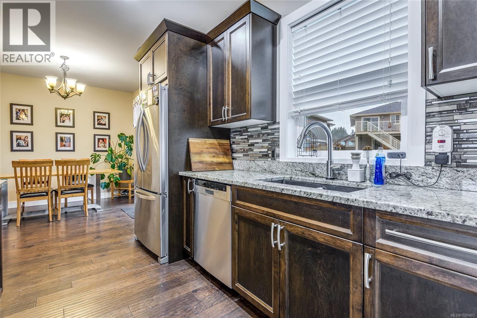 698 Eagle View Pl, Campbell River, British Columbia  V9W 0B2 - Photo 12 - 1021401