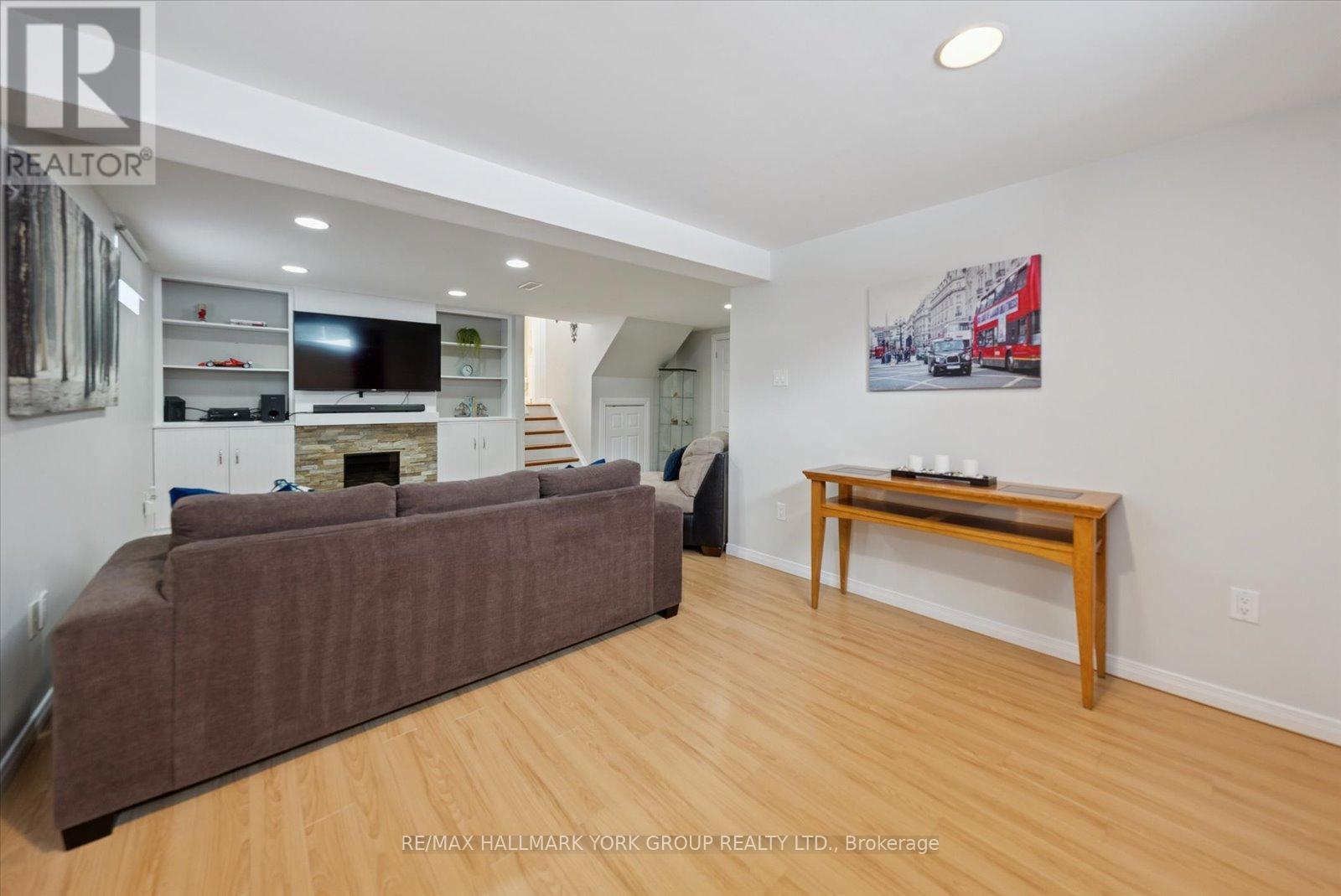 527 Cody Crescent, Newmarket, Ontario  L3Y 5L9 - Photo 34 - N12757364