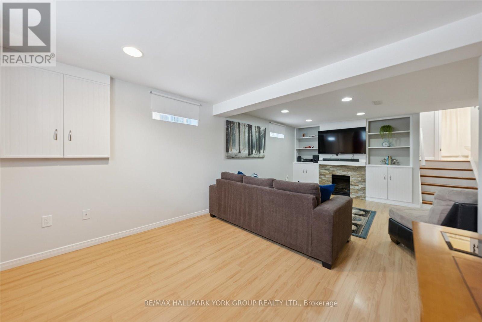 527 Cody Crescent, Newmarket, Ontario  L3Y 5L9 - Photo 35 - N12757364