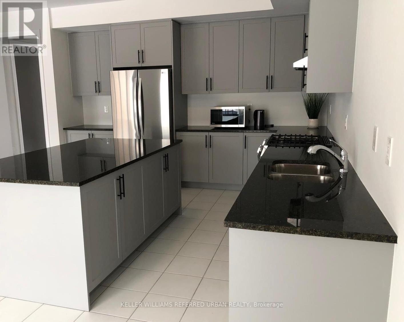 1466 Stovell Crescent, Innisfil, Ontario  L0L 1W0 - Photo 4 - N12757454