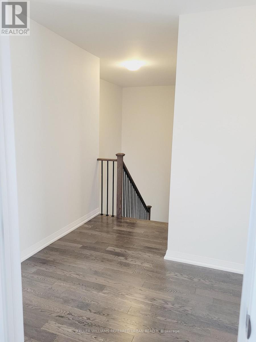 1466 Stovell Crescent, Innisfil, Ontario  L0L 1W0 - Photo 12 - N12757454