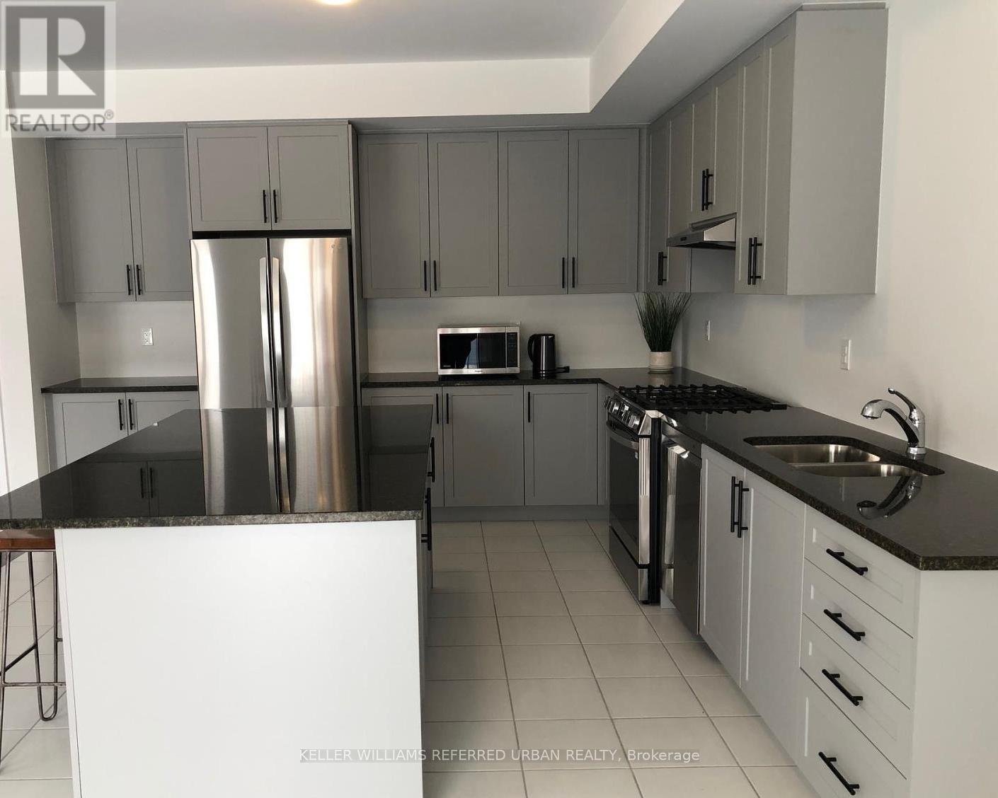 1466 Stovell Crescent, Innisfil, Ontario  L0L 1W0 - Photo 6 - N12757454