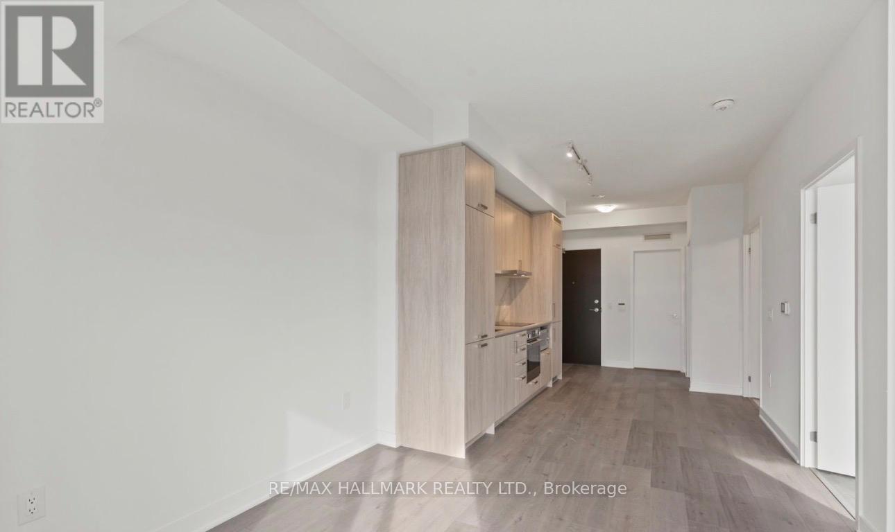 820 - 60 Honeycrisp Crescent, Vaughan, Ontario  L4K 0N5 - Photo 4 - N12755724