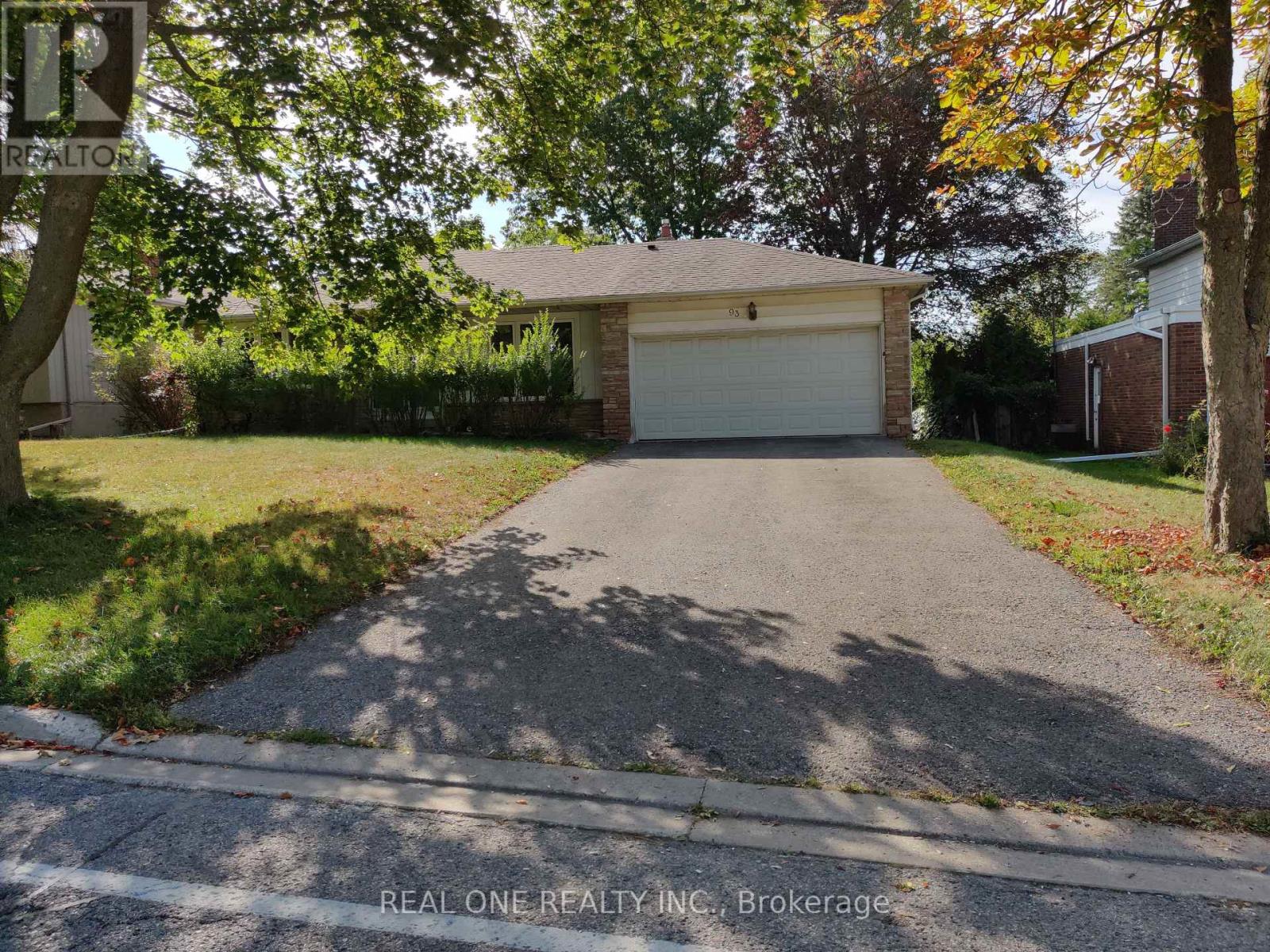 Upper - 93 Southdale Drive, Markham, Ontario  L3P 1K1 - Photo 2 - N12757476