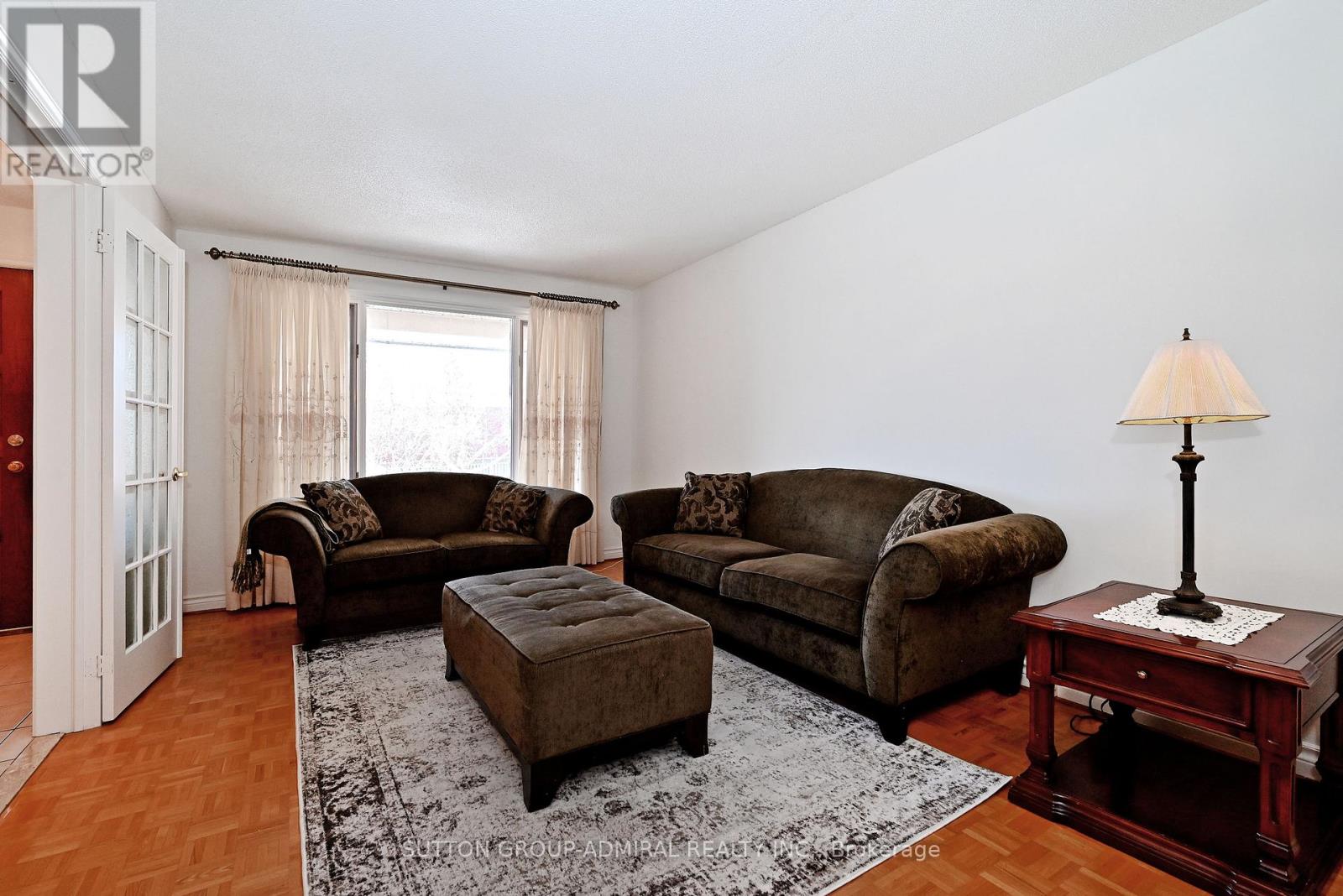 45 Royal Garden Boulevard, Vaughan, Ontario  L4L 7C4 - Photo 7 - N12757486