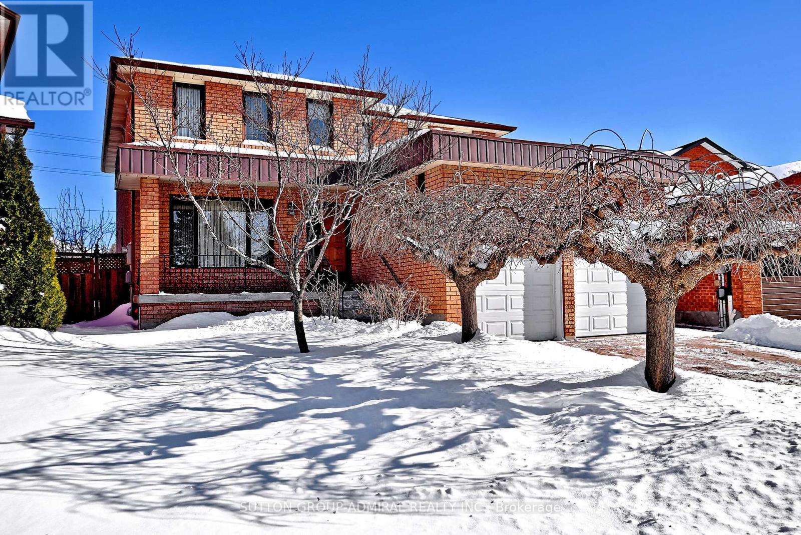 45 Royal Garden Boulevard, Vaughan, Ontario  L4L 7C4 - Photo 2 - N12757486