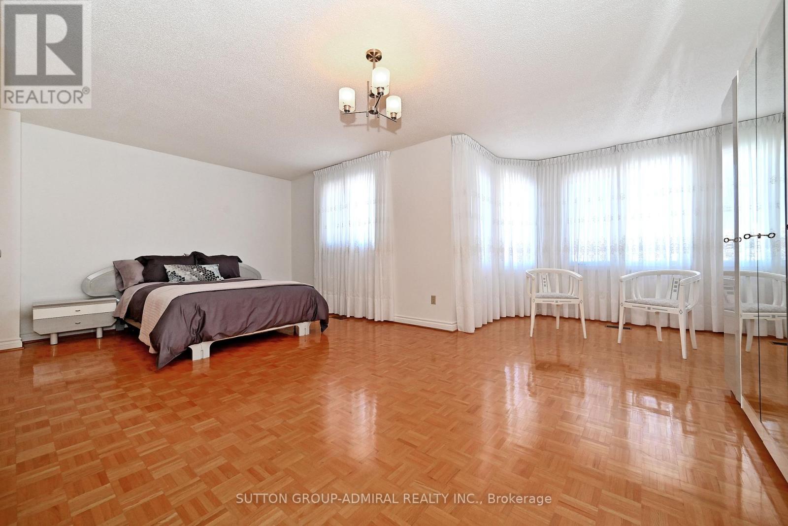 45 Royal Garden Boulevard, Vaughan, Ontario  L4L 7C4 - Photo 33 - N12757486