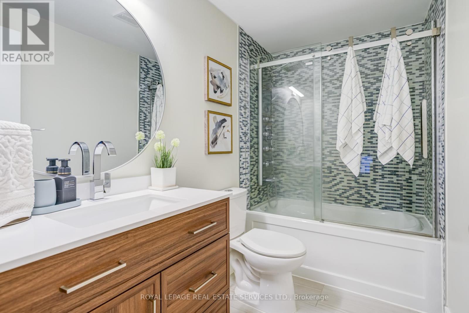 268 Britannia Avenue, Bradford West Gwillimbury, Ontario  L3Z 1A7 - Photo 27 - N12757610