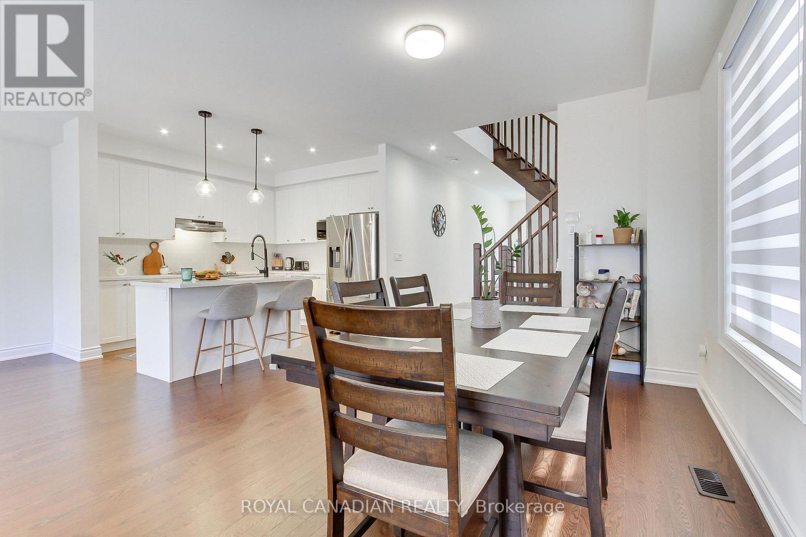 1404 Blackmore Street, Innisfil, Ontario  L9S 0P2 - Photo 9 - N12757562