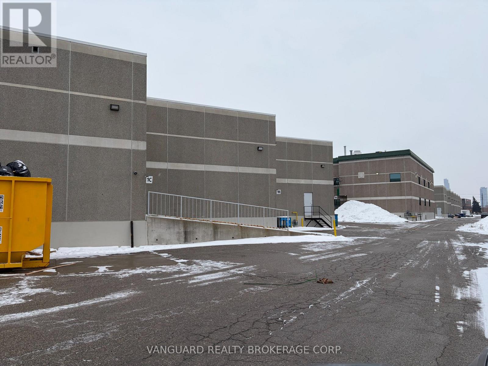 8560 Jane Street, Vaughan, Ontario  L4K 5A9 - Photo 3 - N12757568