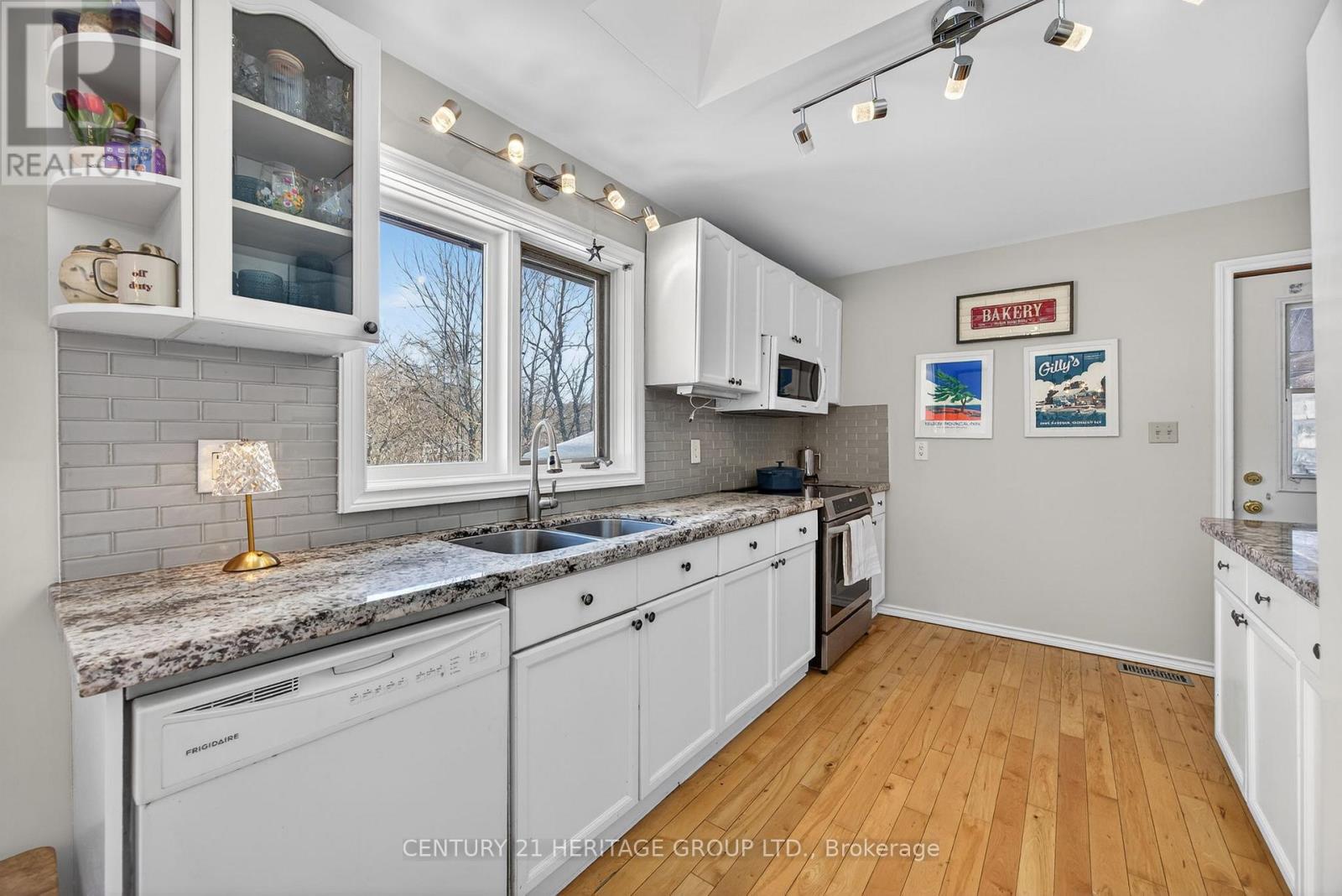 6675 Scotch Line, Essa, Ontario  L9R 1V2 - Photo 12 - N12757694