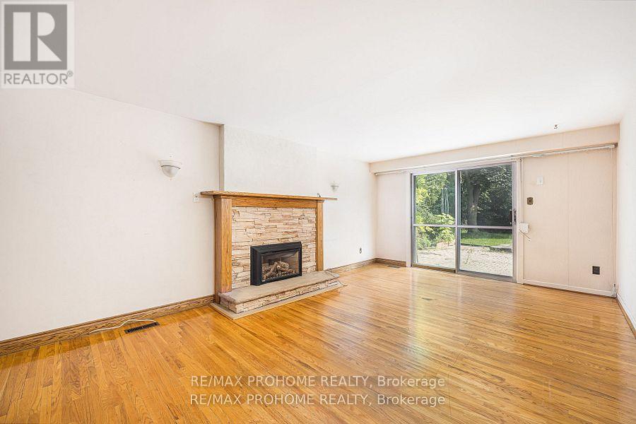 159 Fitzgerald Avenue, Markham, Ontario  L3R 1R7 - Photo 4 - N12757756