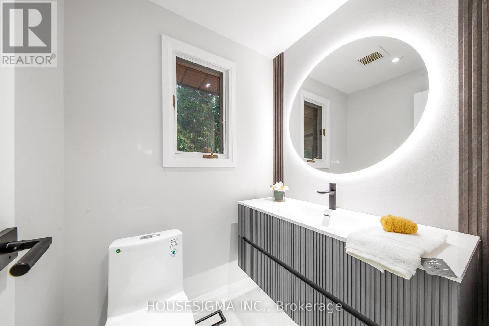 50 Royal Orchard Boulevard, Markham, Ontario  L3T 3C5 - Photo 16 - N12758018