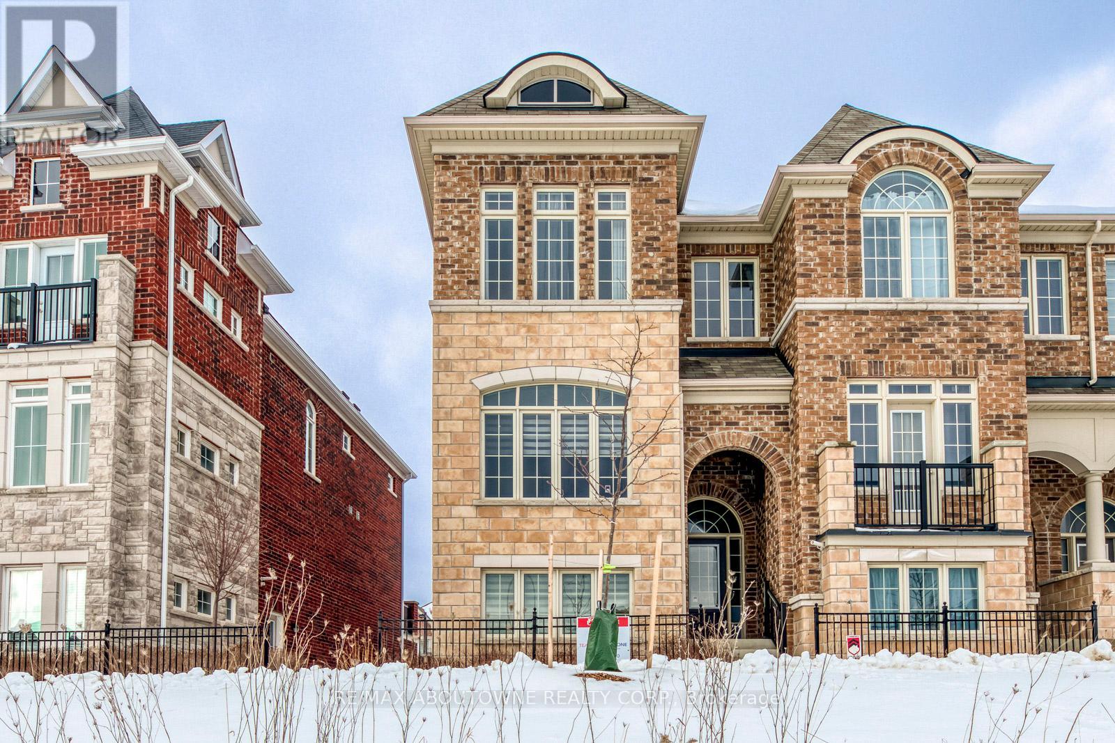 233 DUNDAS WAY, Markham, Ontario