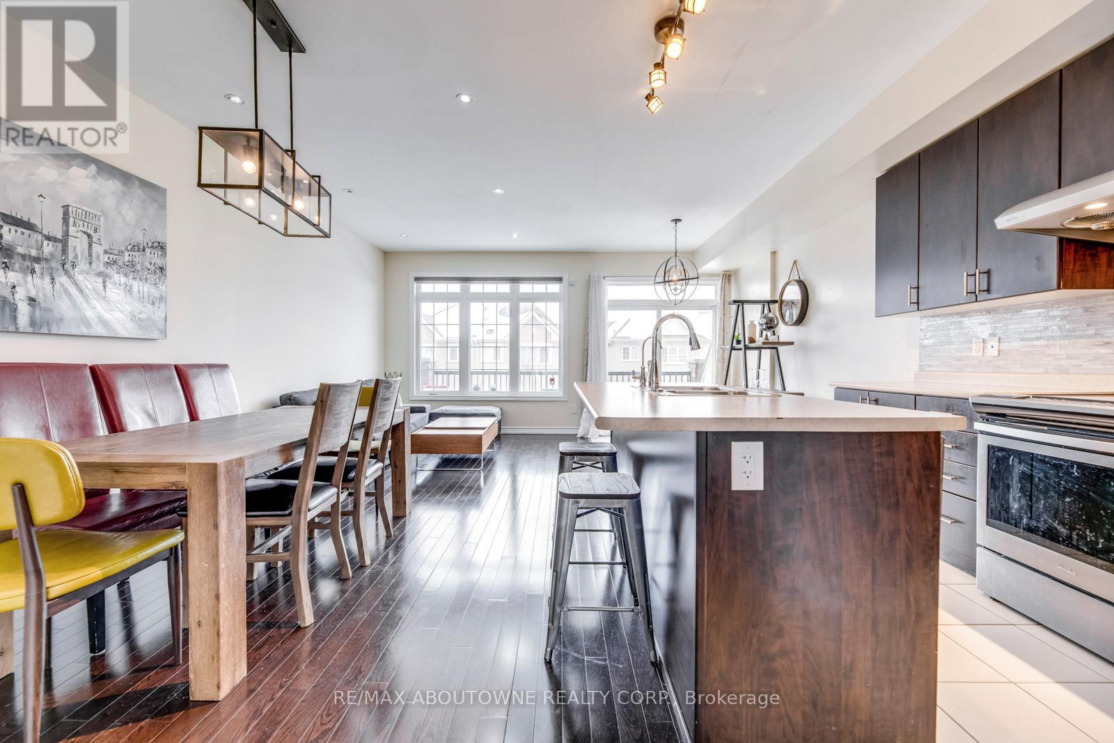 233 Dundas Way, Markham, Ontario  L6E 0S8 - Photo 9 - N12757984