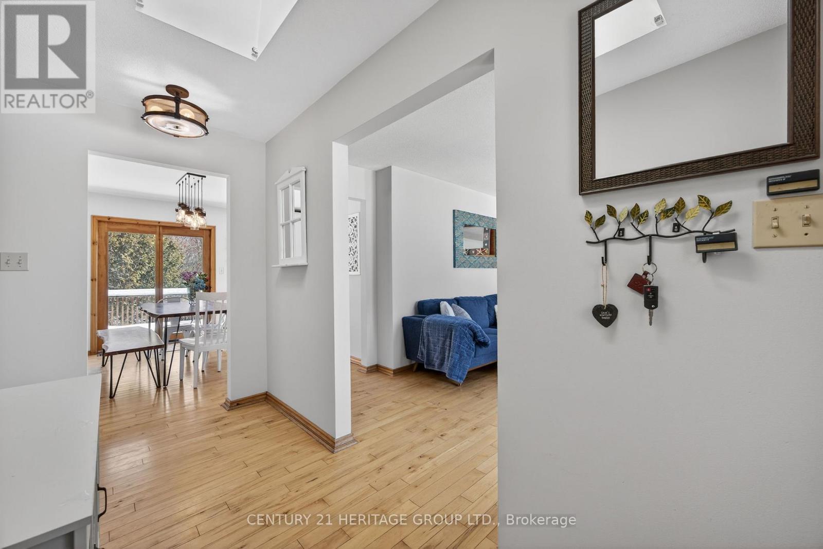 6675 Scotch Line, Essa, Ontario  L9R 1V2 - Photo 5 - N12757694