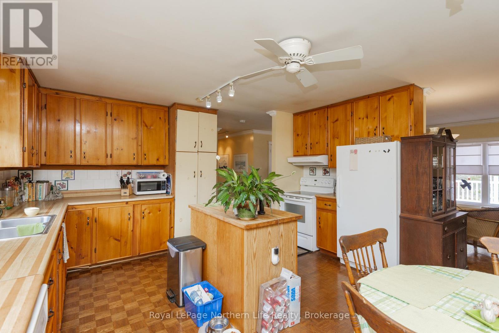 809 Cameron Road, Papineau-Cameron, Ontario  P0H 1V0 - Photo 16 - X12610488