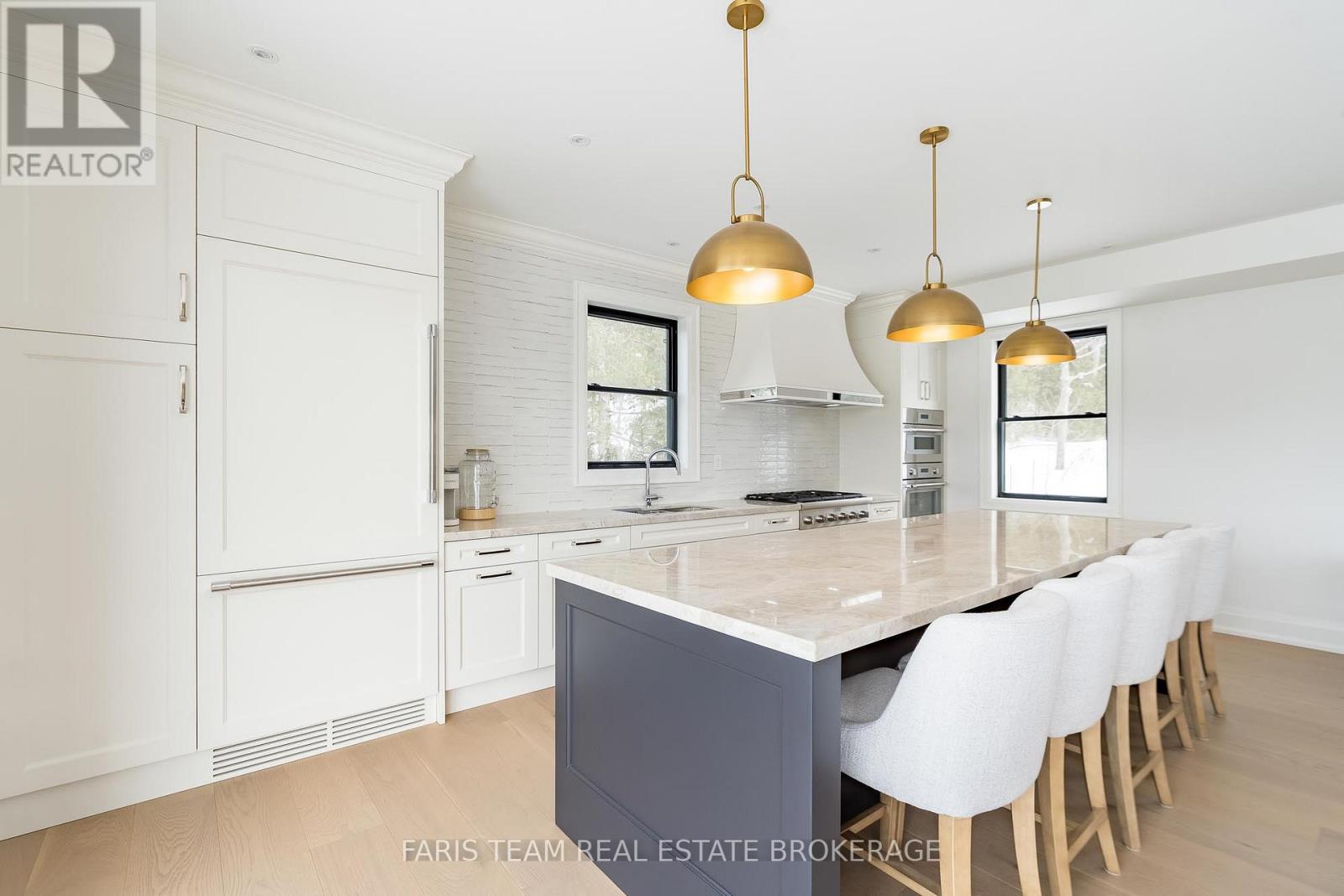 23 Trew Avenue, Tiny, Ontario  L0L 2T0 - Photo 11 - S12756712