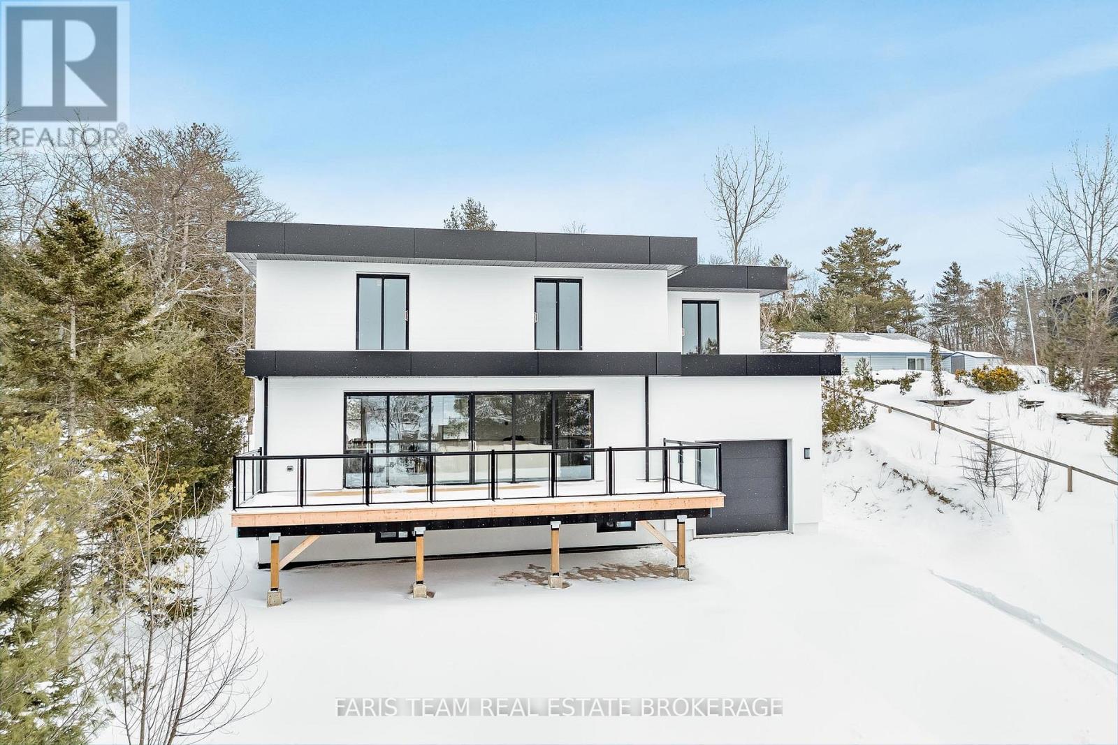 23 Trew Avenue, Tiny, Ontario  L0L 2T0 - Photo 2 - S12756712