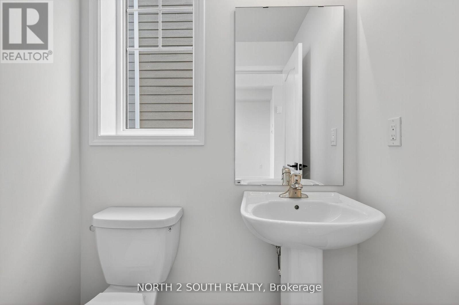 11 Lana Circle, Wasaga Beach, Ontario  L9Z 0L2 - Photo 16 - S12756722