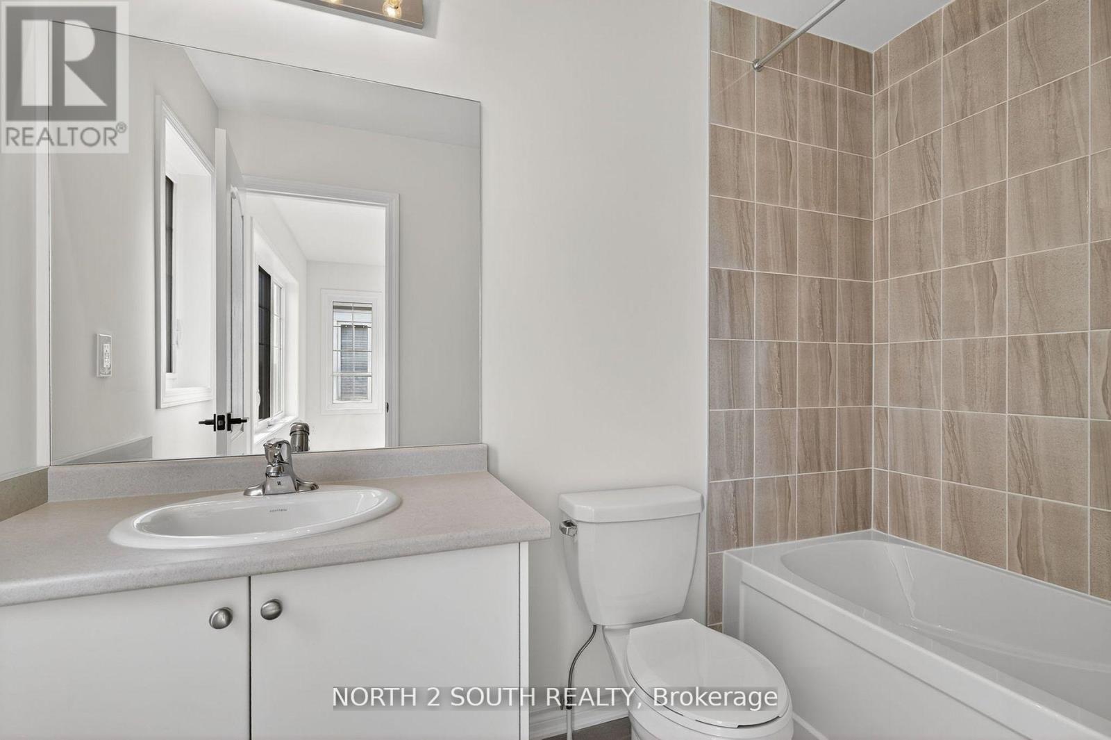 11 Lana Circle, Wasaga Beach, Ontario  L9Z 0L2 - Photo 20 - S12756722