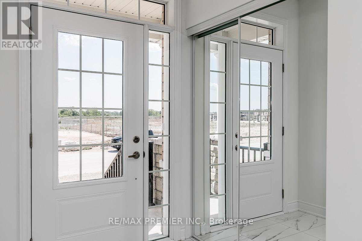 57 Union Boulevard, Wasaga Beach, Ontario  L9Z 0M2 - Photo 4 - S12757132