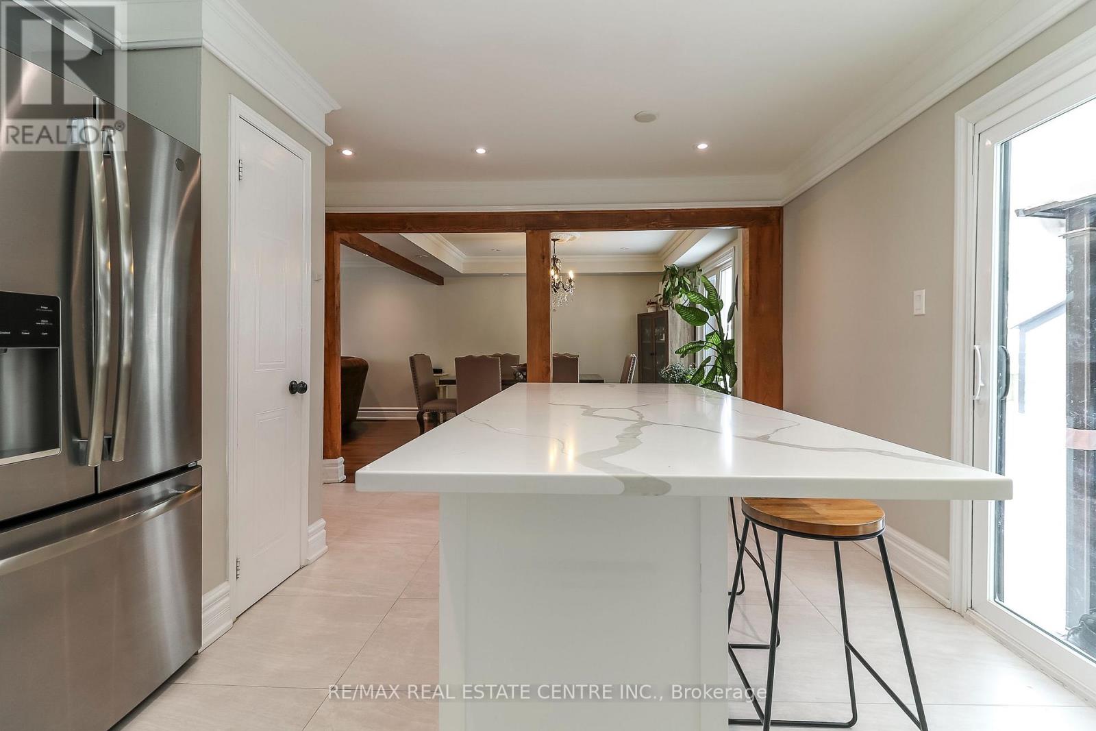 39 Cardinal Street, Barrie, Ontario  L4M 6C9 - Photo 23 - S12756818