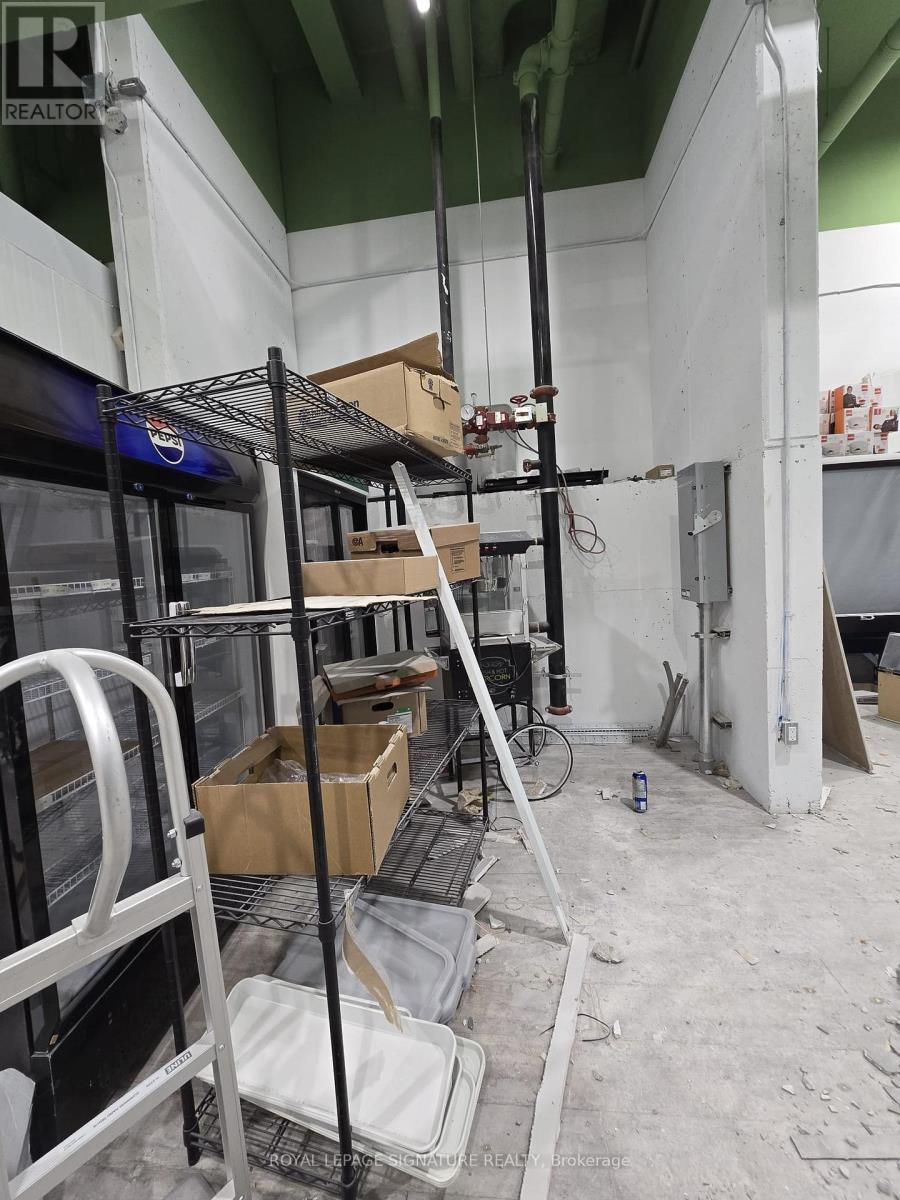 159 - 405 Dundas Street W, Oakville, Ontario  L6M 5P9 - Photo 5 - W12683950