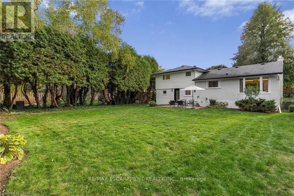 257 Strathcona Drive, Burlington (Shoreacres), Ontario  L7L 2C9 - Photo 42 - W12673248