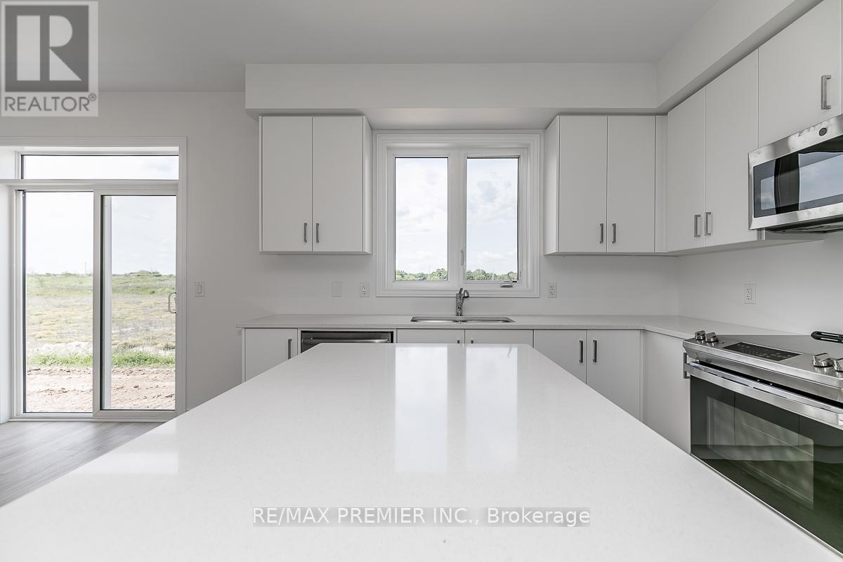 57 Union Boulevard, Wasaga Beach, Ontario  L9Z 0M2 - Photo 12 - S12757132